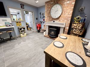 Photo 15- click for photo gallery